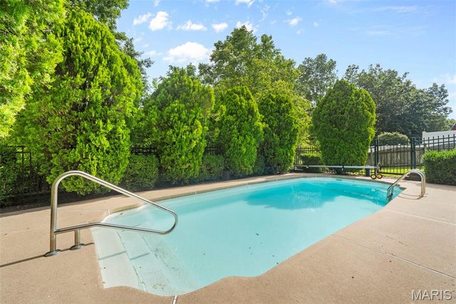 7754 Boatside Drive, Dardenne Prairie, MO 63368