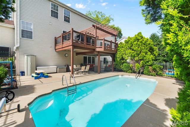 7754 Boatside Drive, Dardenne Prairie, MO 63368