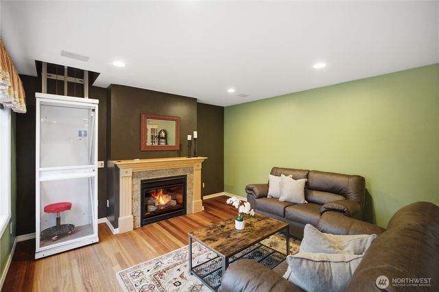 13204 115th Street E, Puyallup, WA 98374