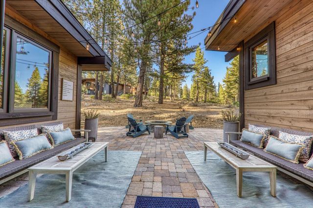 11585 China Camp Road, Truckee, CA 96161