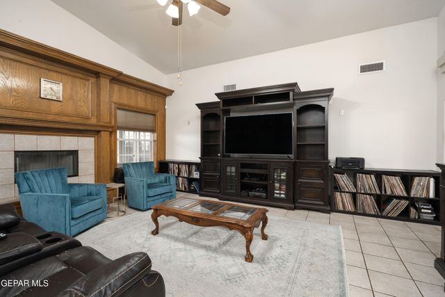 6753 PEARL RIDGE Drive, El Paso, TX 79912