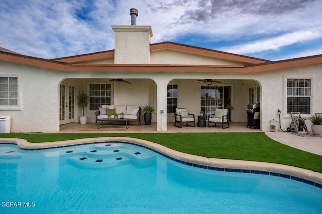 6753 PEARL RIDGE Drive, El Paso, TX 79912