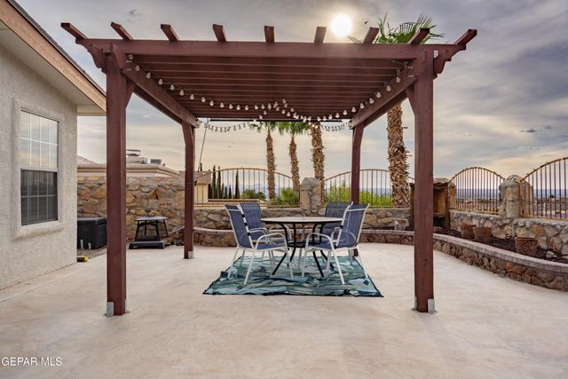 6753 PEARL RIDGE Drive, El Paso, TX 79912