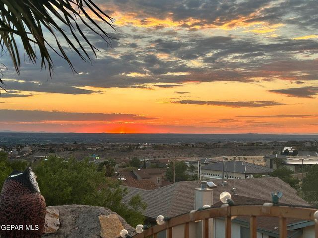 6753 PEARL RIDGE Drive, El Paso, TX 79912