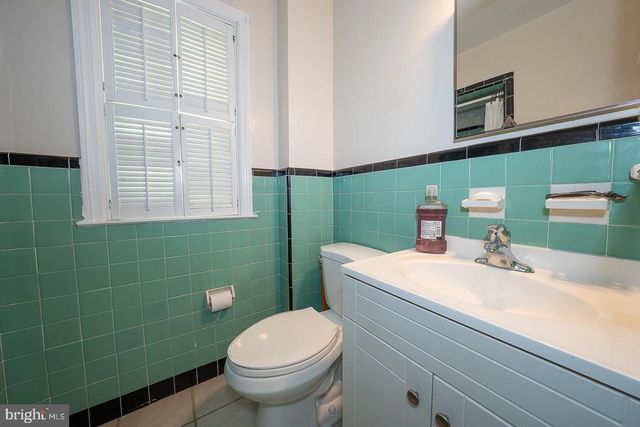 113 WALNUT HILL LN, Havertown, PA 19083