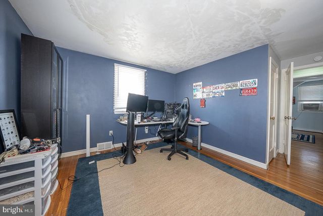 113 WALNUT HILL LN, Havertown, PA 19083