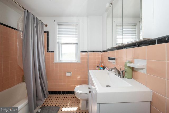 113 WALNUT HILL LN, Havertown, PA 19083