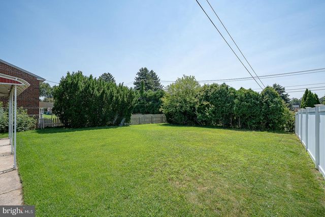 113 WALNUT HILL LN, Havertown, PA 19083