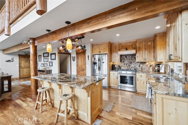 450 Temple Lane, Big Bear Lake, CA 92315