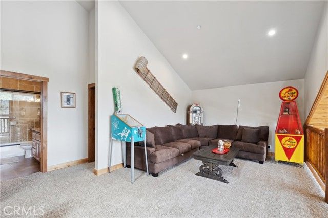 450 Temple Lane, Big Bear Lake, CA 92315