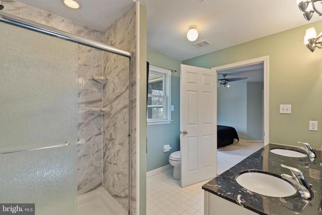 100 E HOLLAND RD, Holland, PA 18966