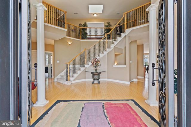 100 E HOLLAND RD, Holland, PA 18966