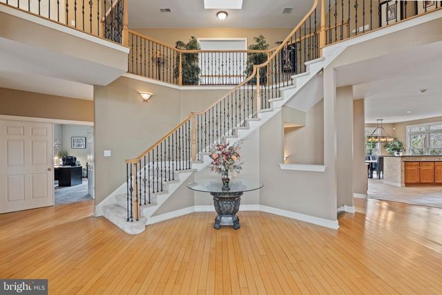 100 E HOLLAND RD, Holland, PA 18966