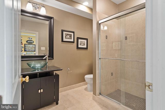 100 E HOLLAND RD, Holland, PA 18966