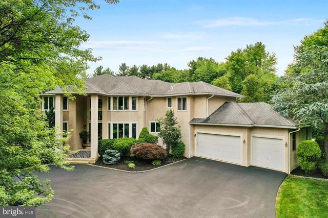 100 E HOLLAND RD, Holland, PA 18966