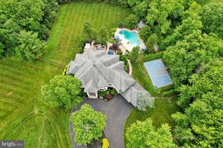 100 E HOLLAND RD, Holland, PA 18966