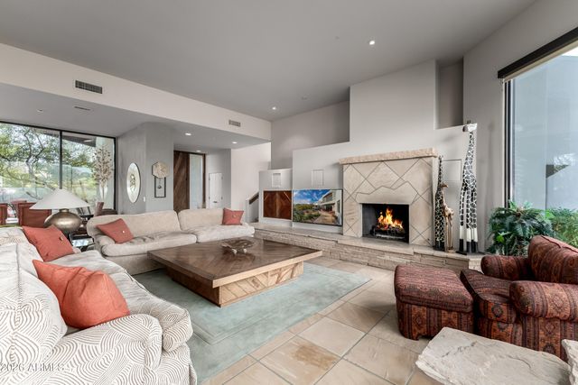 9914 E PALO BREA Drive, Scottsdale, AZ 85262