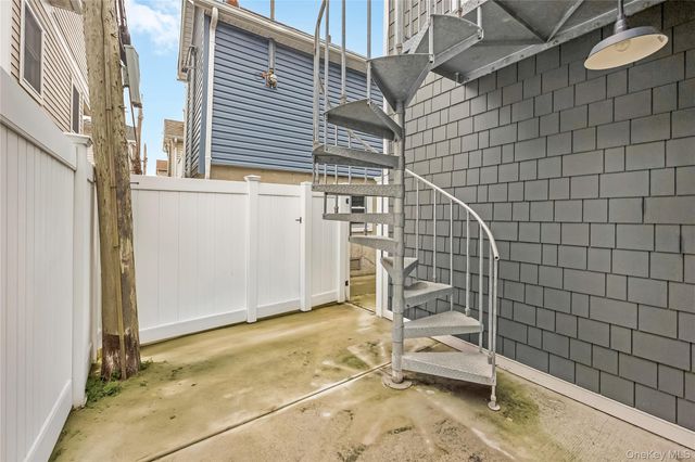 96 Oregon Street, Long Beach, NY 11561