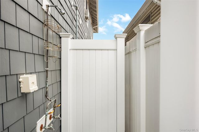 96 Oregon Street, Long Beach, NY 11561