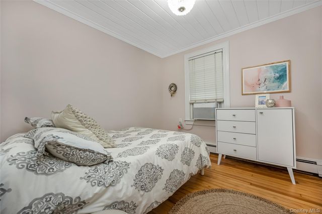 96 Oregon Street, Long Beach, NY 11561