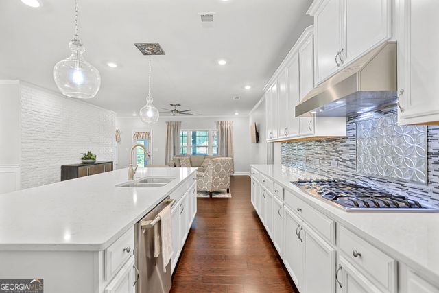 160 Maple Leaf Road, Sharpsburg, GA 30277