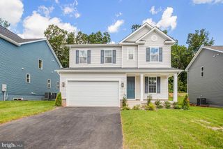 35611 PINE NEEDLE LN, Locust Grove, VA 22508