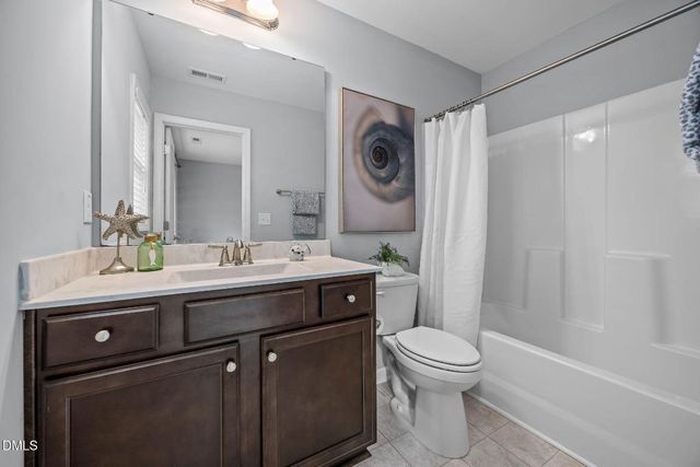 129 Longleaf Pine Street, Clayton, NC 27527