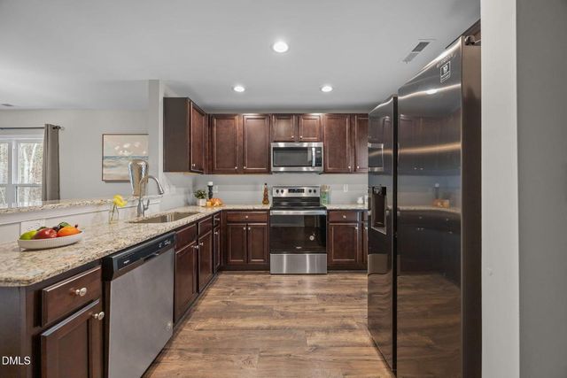 129 Longleaf Pine Street, Clayton, NC 27527