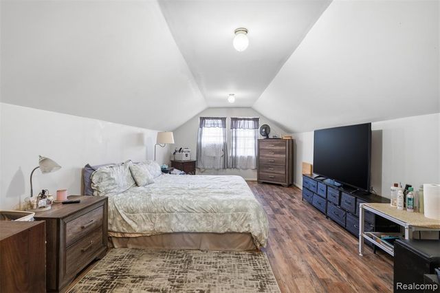 226 Roselawn Street, Algonac, MI 48001