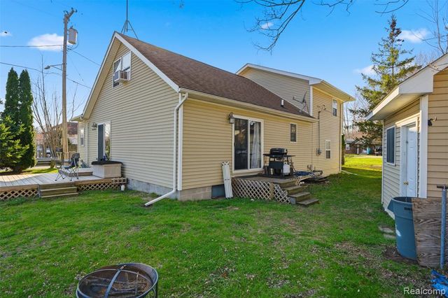 226 Roselawn Street, Algonac, MI 48001