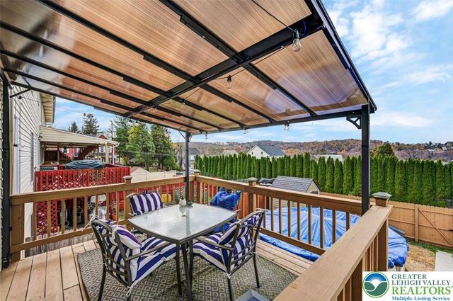 522 Lehigh Gap Street, Walnutport Boro, PA 18088