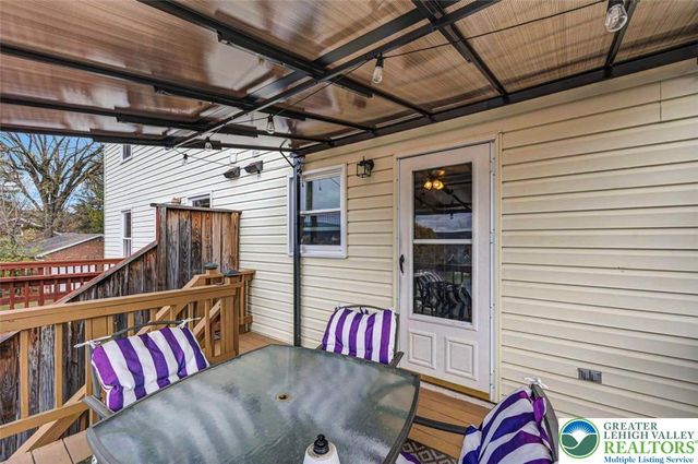 522 Lehigh Gap Street, Walnutport Boro, PA 18088