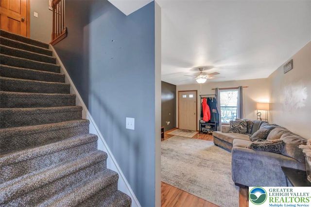 522 Lehigh Gap Street, Walnutport Boro, PA 18088