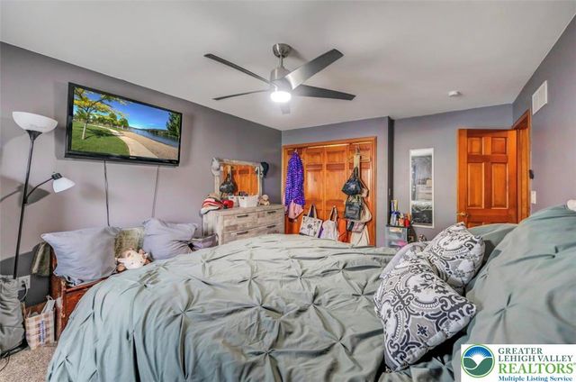 522 Lehigh Gap Street, Walnutport Boro, PA 18088