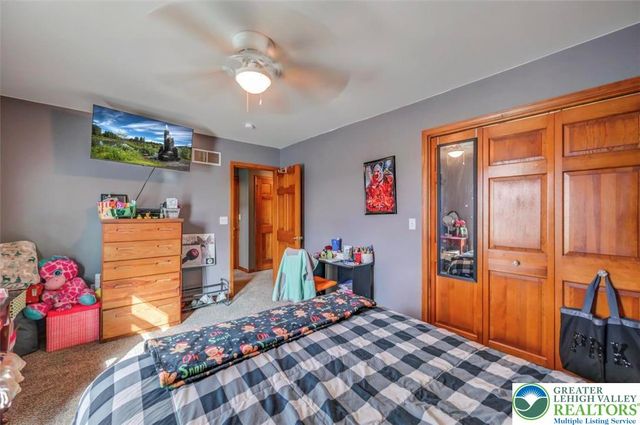 522 Lehigh Gap Street, Walnutport Boro, PA 18088