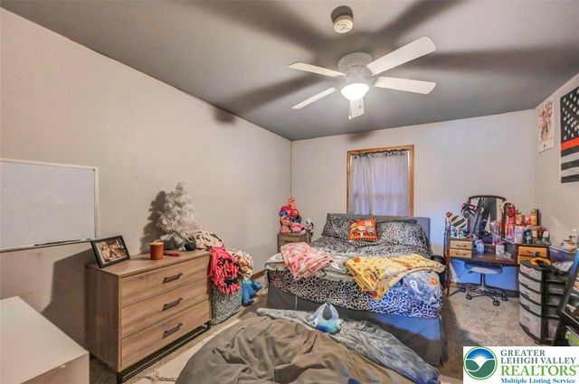 522 Lehigh Gap Street, Walnutport Boro, PA 18088