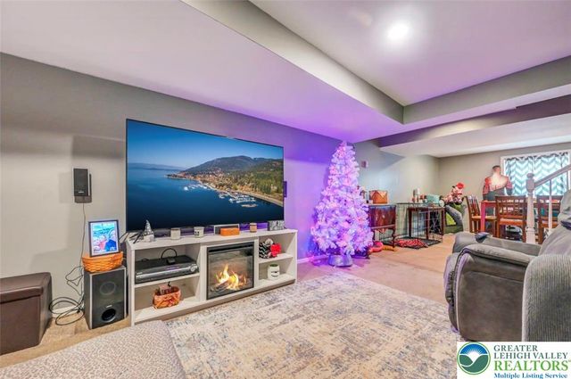 522 Lehigh Gap Street, Walnutport Boro, PA 18088