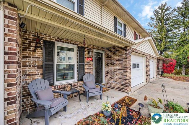 522 Lehigh Gap Street, Walnutport Boro, PA 18088