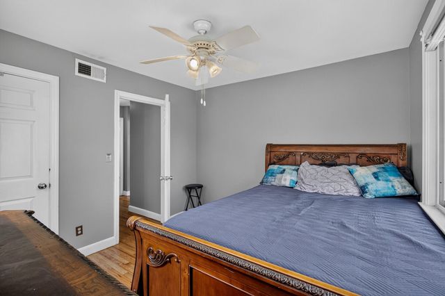 757 Longfellow Road, Charleston, SC 29407