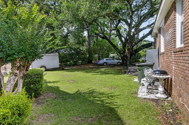 757 Longfellow Road, Charleston, SC 29407