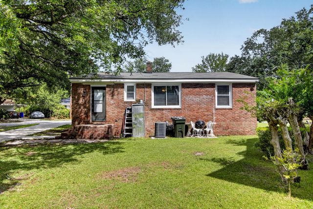 757 Longfellow Road, Charleston, SC 29407
