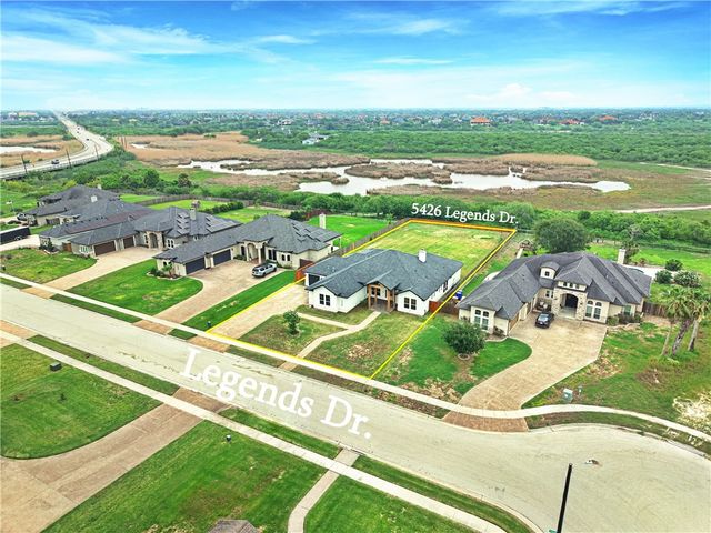 5426 Legends Dr, Corpus Christi, TX 78414
