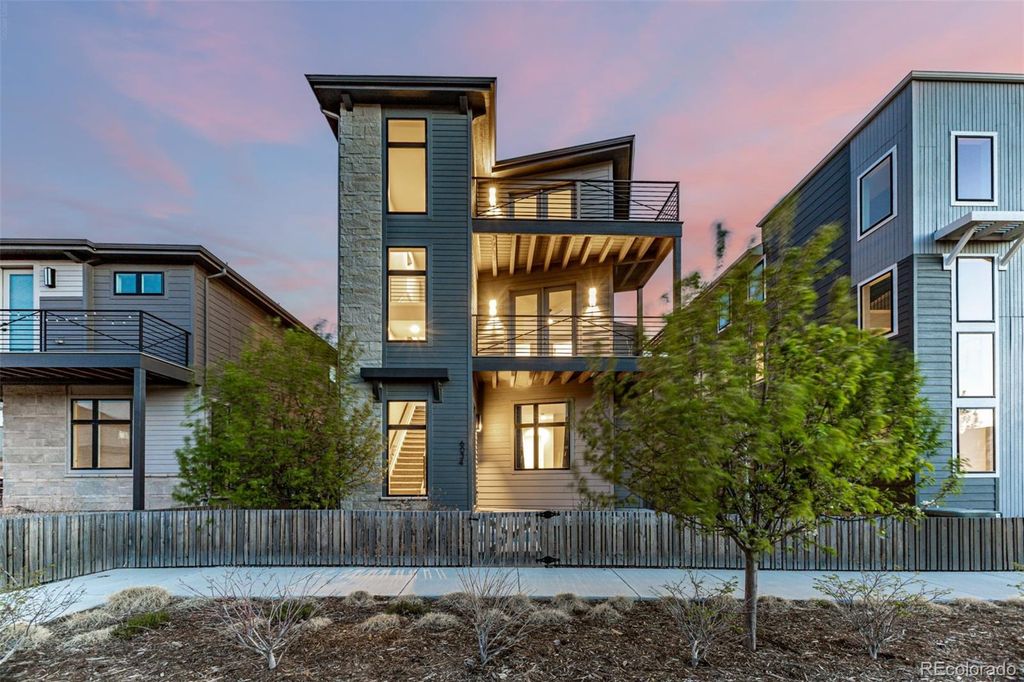 6034 N Nepal Street, Aurora, CO 80019