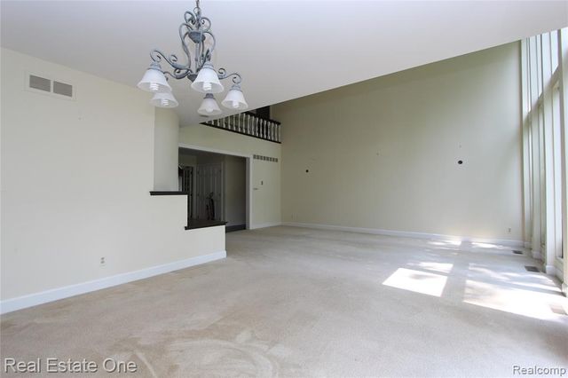 3317 Lone Pine Road, West Bloomfield, MI 48323