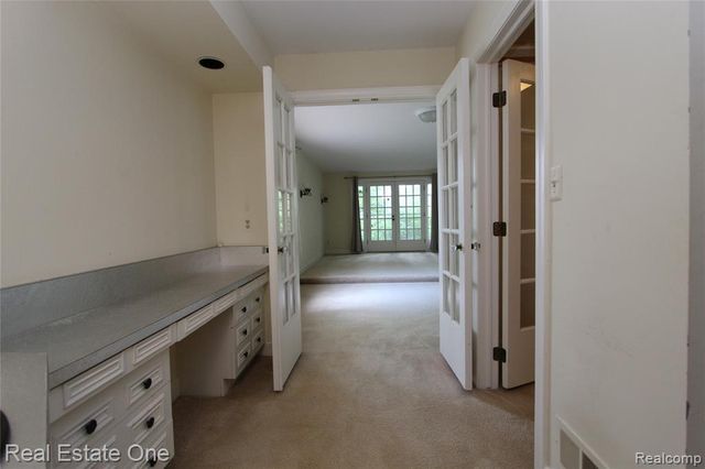 3317 Lone Pine Road, West Bloomfield, MI 48323