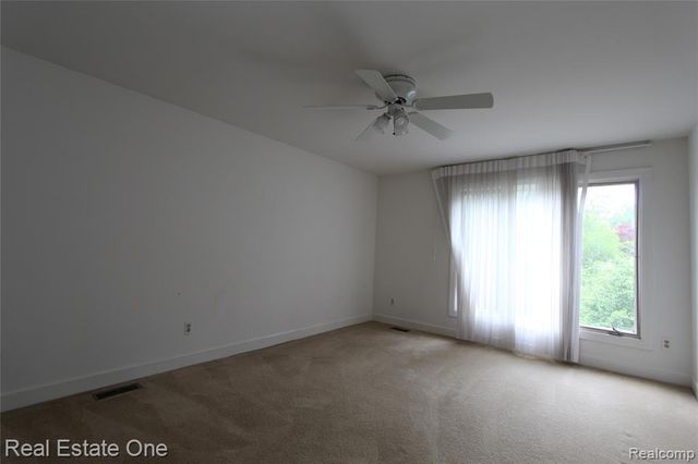 3317 Lone Pine Road, West Bloomfield, MI 48323
