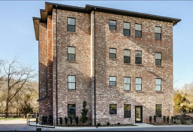 612 21st Ave N Apt 412, Nashville, TN 37203