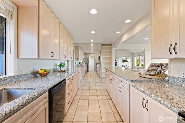 2368 Soundview Drive, Langley, WA 98260