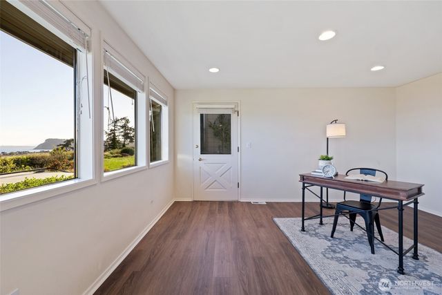 2368 Soundview Drive, Langley, WA 98260