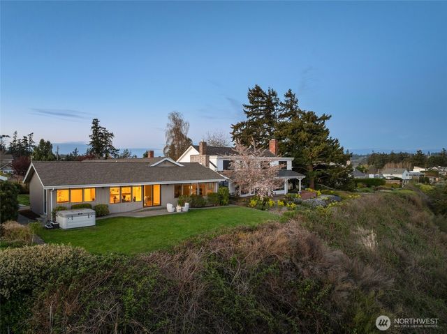 2368 Soundview Drive, Langley, WA 98260